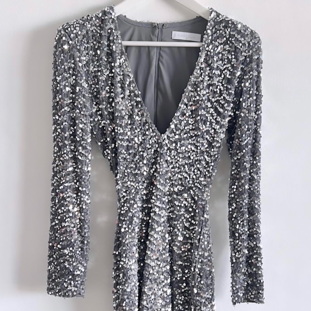 Silver sequenced long sleeve mini dress, Size S or 2 - Picture 4 of 4